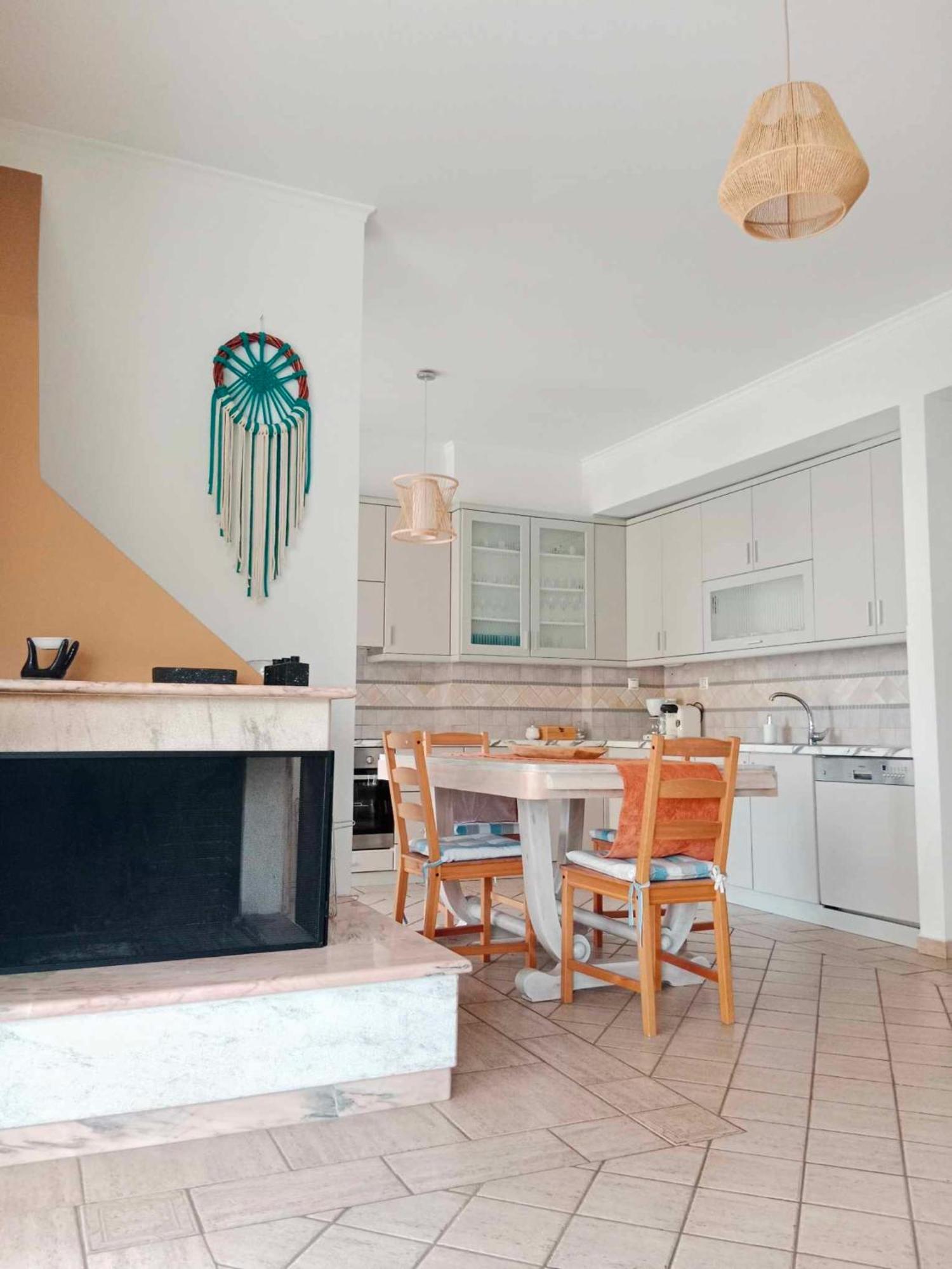 Lazarus 2Bd Apartment In The Center パトラ エクステリア 写真