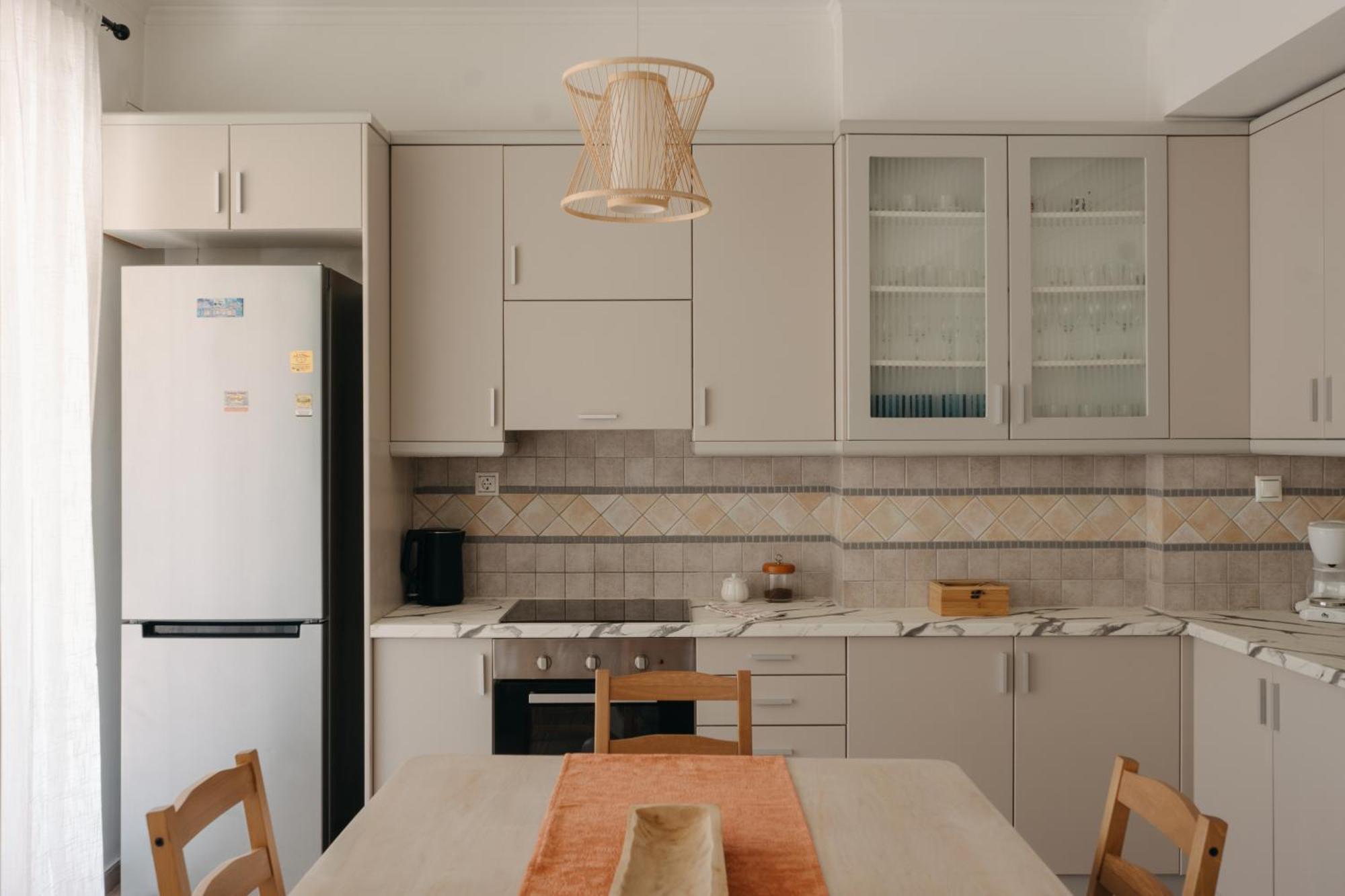 Lazarus 2Bd Apartment In The Center パトラ エクステリア 写真