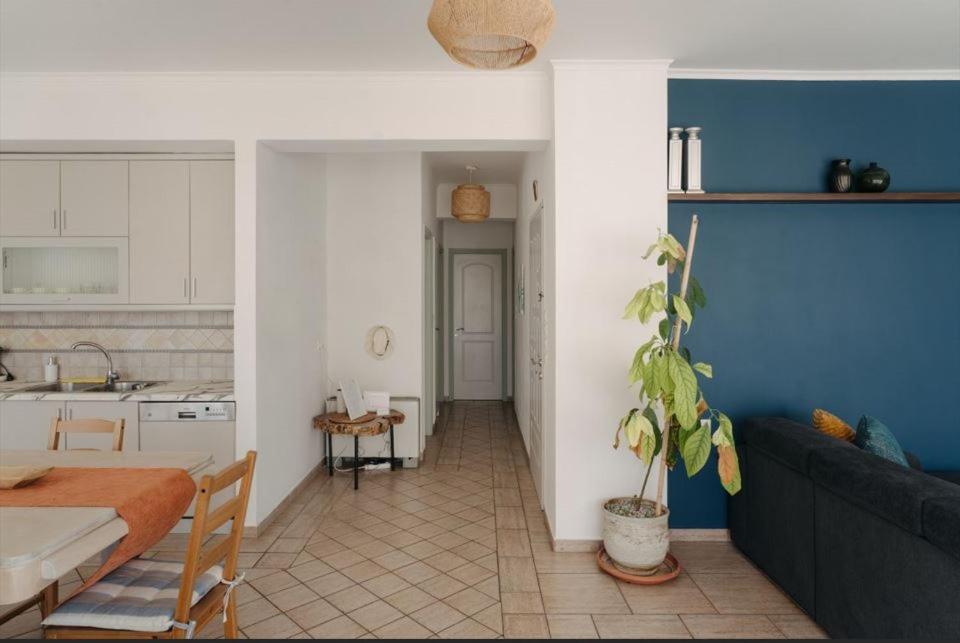 Lazarus 2Bd Apartment In The Center パトラ エクステリア 写真